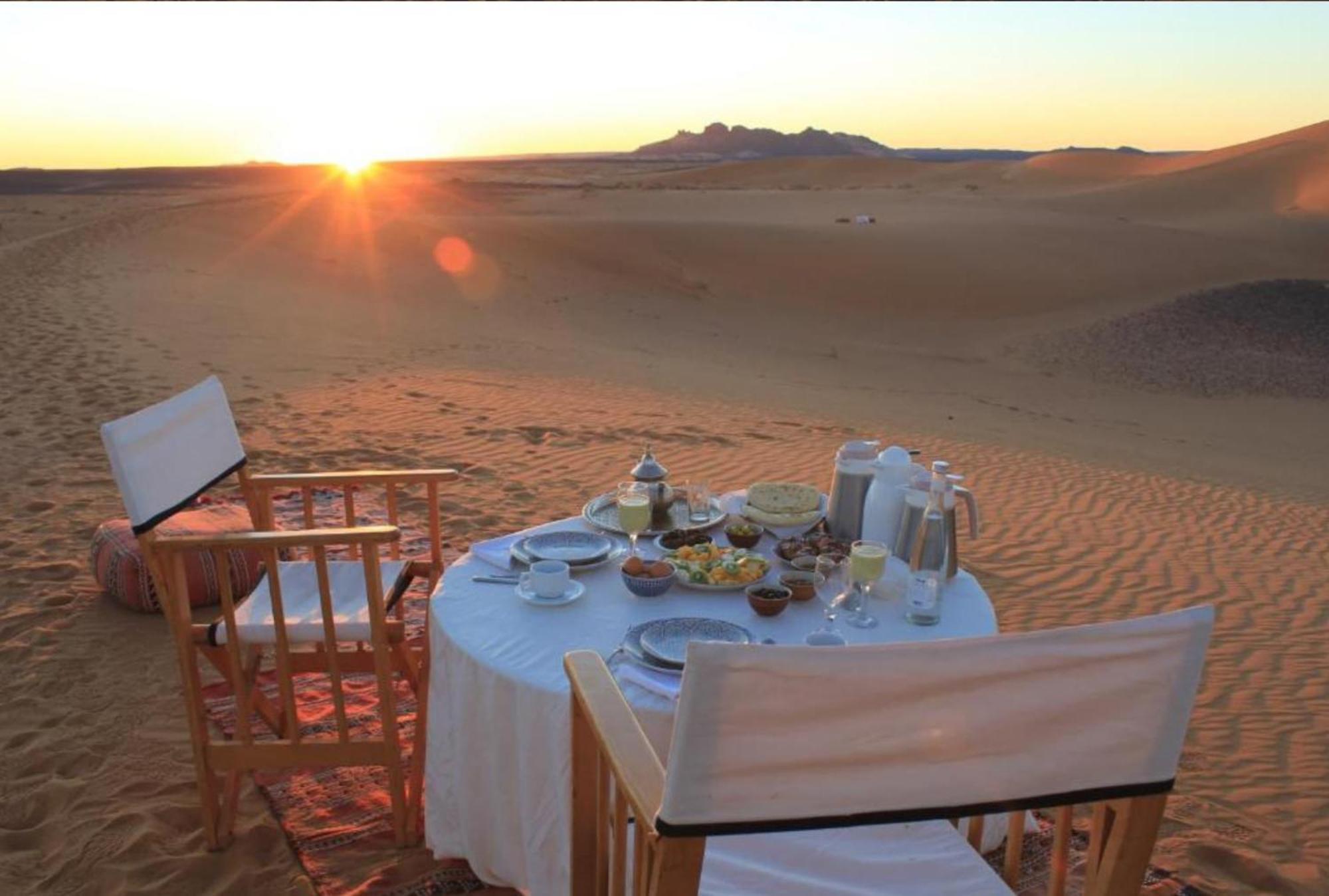 Hotel Itran Luxury Camp à Merzouga Extérieur photo