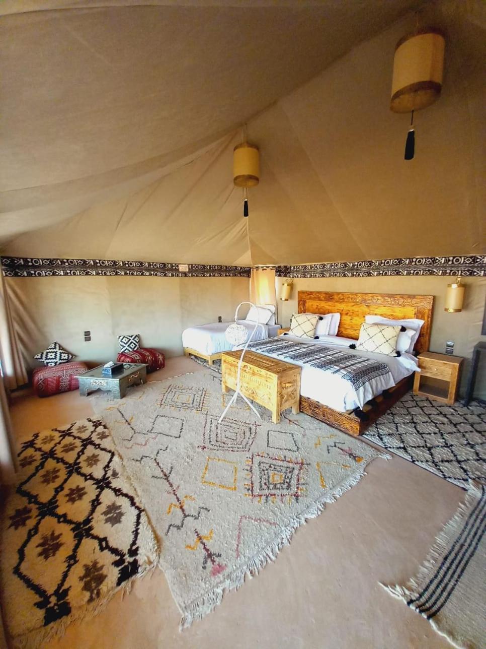 Hotel Itran Luxury Camp à Merzouga Extérieur photo