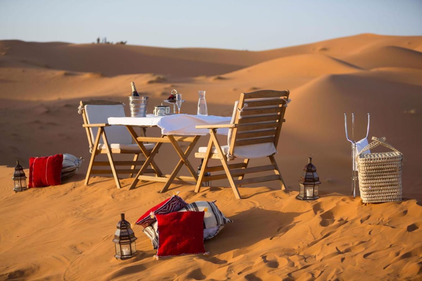 Hotel Itran Luxury Camp à Merzouga Extérieur photo