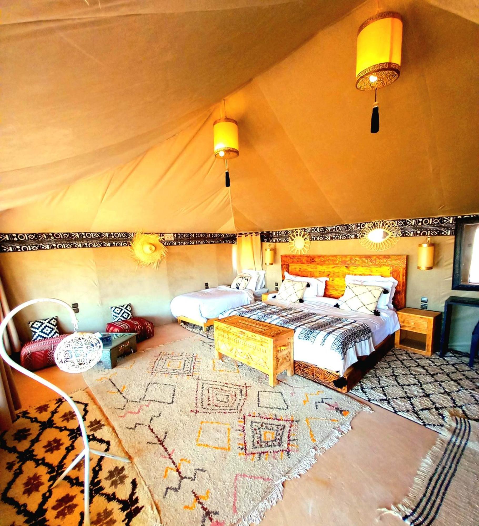 Hotel Itran Luxury Camp à Merzouga Extérieur photo