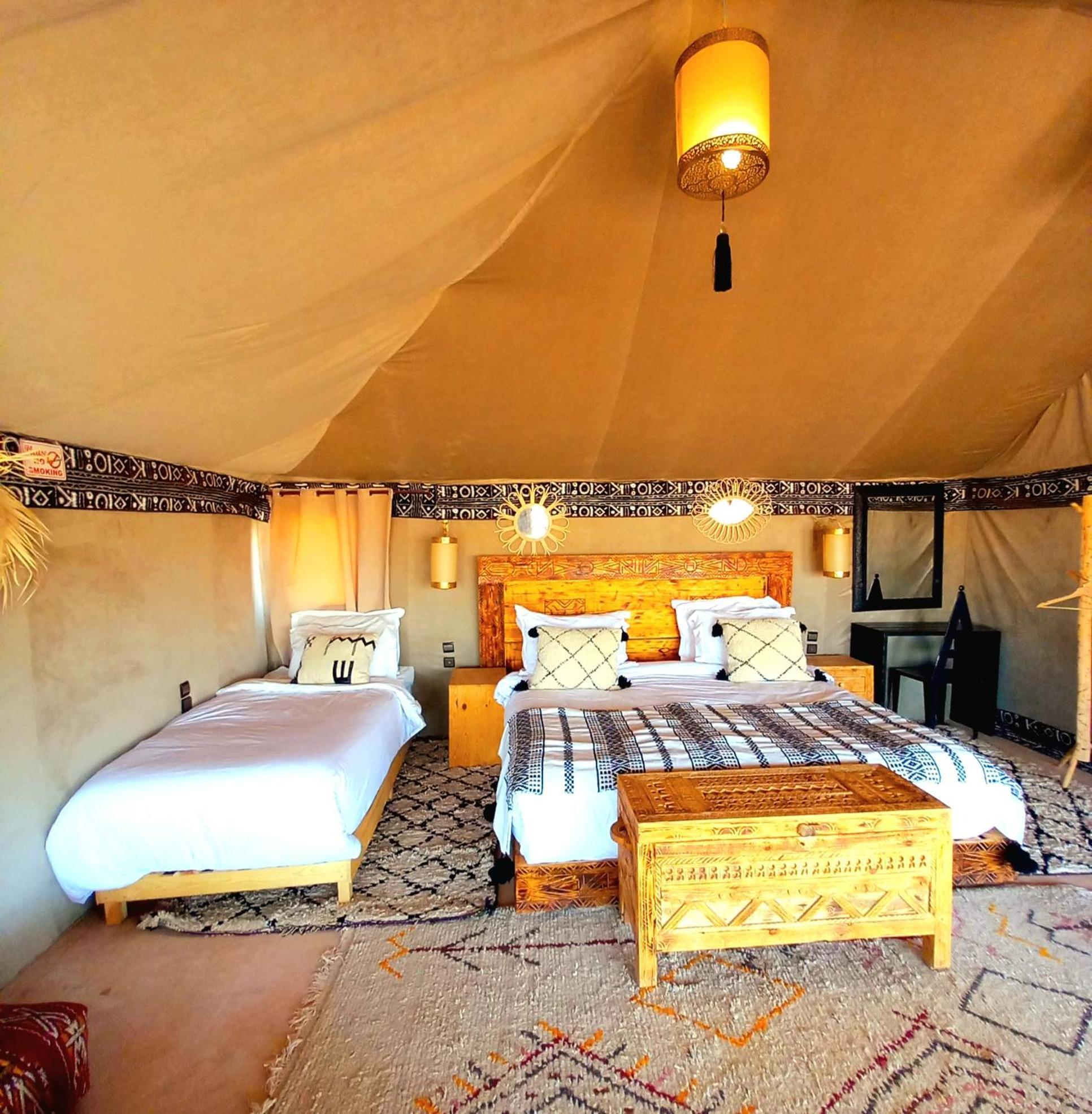 Hotel Itran Luxury Camp à Merzouga Extérieur photo